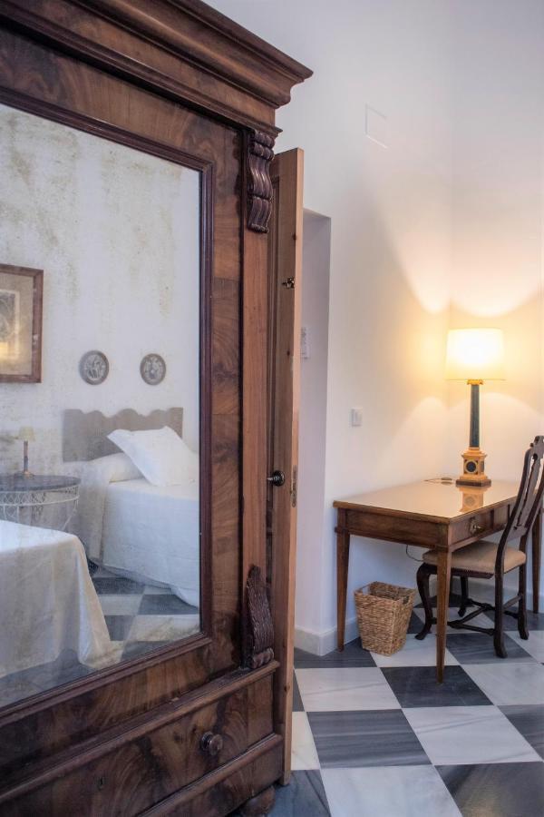 Gatu Premium Apartamento Palacio Oneto Con Jardin Privado " Preferente Mayores De 25 Anos Y Familias " El Puerto de Santa María Exterior foto